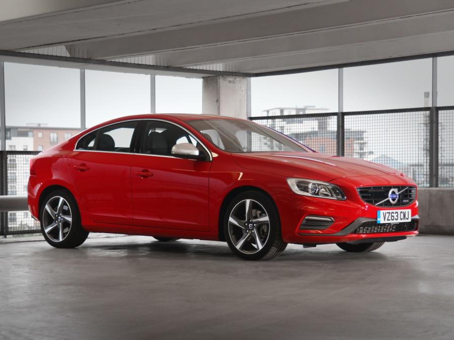  Volvo S60 R-Design 2013 года  (UK) (фото 10 из 10)